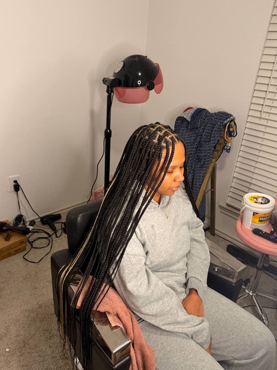 Knotless braids by Braids by Praise in Austin, TX